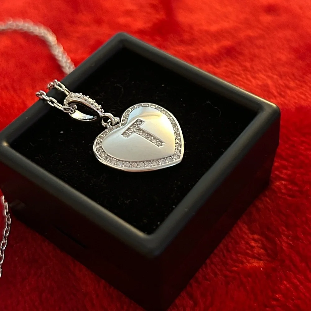 Luxury Moissanite Diamond T‎ Heart Pendant Necklace - Picture 2 of 5